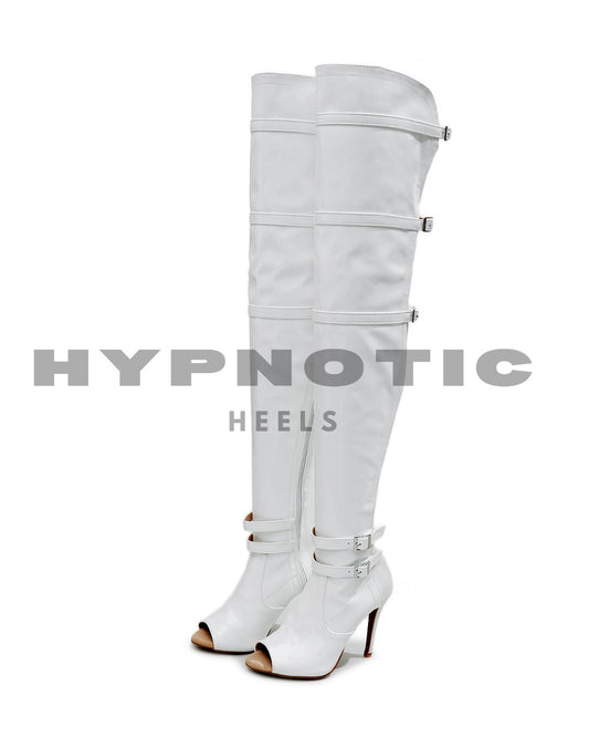 HIJACKED - WHITE