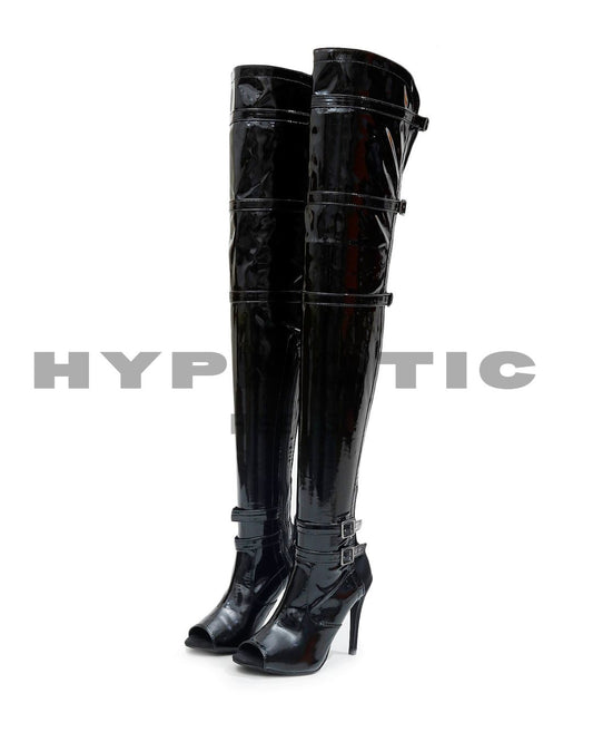 HIJACKED - Black